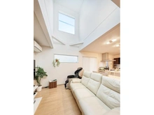 【千葉県/市川市東菅野】市川市東菅野三丁目　中古戸建 リビング・ダイニング