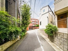 【東京都/目黒区上目黒】目黒区上目黒5丁目　中古戸建 前面道路