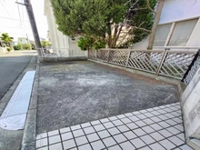 【神奈川県/藤沢市辻堂】藤沢市辻堂1丁目　中古戸建 駐車場