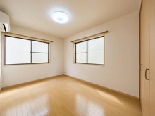 【埼玉県/朝霞市膝折町】朝霞市膝折町4丁目　中古戸建 洋室