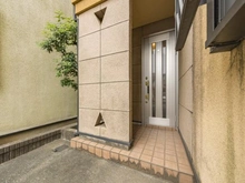 【埼玉県/朝霞市膝折町】朝霞市膝折町4丁目　中古戸建 玄関