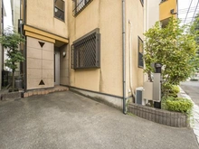 【埼玉県/朝霞市膝折町】朝霞市膝折町4丁目　中古戸建 駐車場