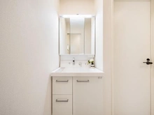 【埼玉県/朝霞市本町】朝霞市本町2丁目 新築戸建 A号棟 洗面室：（家具調度品は価格に含まれません）