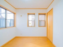 【神奈川県/川崎市中原区上丸子八幡町】上丸子八幡町　賃貸併用住宅 洋室