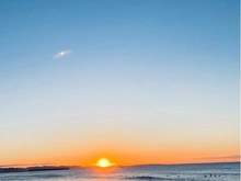 【神奈川県/茅ヶ崎市柳島海岸】茅ヶ崎市柳島海岸　戸建 柳島海岸（現地より約400m）：柳島海岸からの日の出