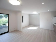 【神奈川県/川崎市中原区井田】川崎市中原区井田二丁目戸建  リビング