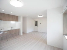 【神奈川県/川崎市中原区井田】川崎市中原区井田二丁目戸建  リビング