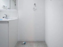 【神奈川県/川崎市中原区井田】川崎市中原区井田二丁目戸建  洗面室：洗濯機置場