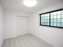 【神奈川県/川崎市中原区井田】川崎市中原区井田二丁目戸建  洋室