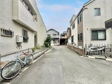 【神奈川県/川崎市中原区宮内】川崎市中原区宮内一丁目　中古戸建 前面道路：西側5.0m公道