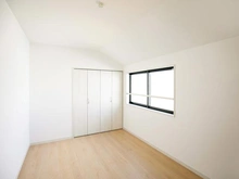 【神奈川県/川崎市中原区井田杉山町】川崎市中原区井田杉山町　新築戸建A号棟 洋室