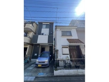 【神奈川県/川崎市中原区中丸子】川崎市中原区中丸子　中古戸建 外観：写真左側