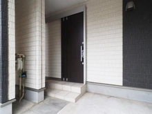 【神奈川県/川崎市中原区中丸子】川崎市中原区中丸子　中古戸建 アプローチ