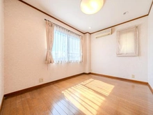 【東京都/立川市若葉町】立川市若葉町3丁目　店舗付中古戸建 洋室