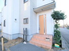 【東京都/小平市小川町】小平市小川町1丁目　中古戸建 玄関