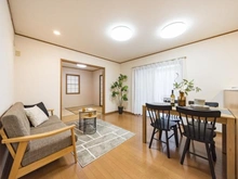【東京都/国分寺市西町】国分寺市西町2丁目　中古戸建 リビング・ダイニング：※家具・調度品は販売価格に含まれておりません