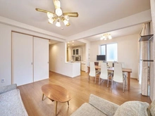 【東京都/国分寺市内藤】プラウドシーズン国立　光の街 リビング・ダイニング