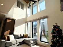 【東京都/国分寺市日吉町】プラウドシーズン国立ステーションイースト リビング