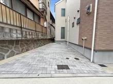 【兵庫県/神戸市灘区赤坂通】神戸市灘区赤坂通六丁目　中古戸建 駐車場
