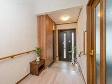 【兵庫県/尼崎市次屋】尼崎市次屋二丁目 中古戸建 玄関