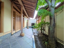 【兵庫県/芦屋市岩園町】芦屋市岩園町　中古戸建て 玄関