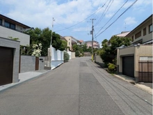 【兵庫県/芦屋市岩園町】芦屋市岩園町　中古戸建て 前面道路