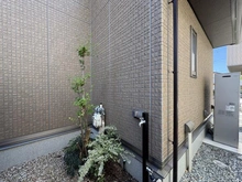 【大阪府/豊中市宮山町】大阪府豊中市宮山町三丁目　中古戸建 庭