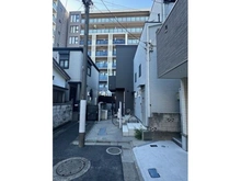 【東京都/葛飾区金町】葛飾区金町3丁目戸建＋共同住宅 外観：右側中央
