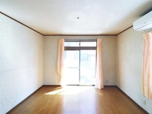 【東京都/足立区一ツ家】足立区一ツ家2丁目　中古戸建 リビング・ダイニング