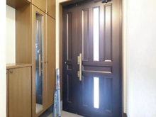 【東京都/足立区一ツ家】足立区一ツ家2丁目　中古戸建 玄関