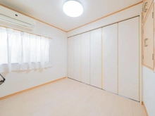 【東京都/江戸川区北葛西】江戸川区北葛西5丁目戸建 洋室：2部屋に区切るウォールドア