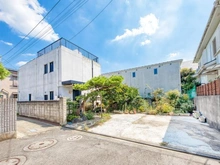 【東京都/葛飾区南水元】葛飾区南水元4丁目中古戸建 外観：駐車場2台付き
（車種による）