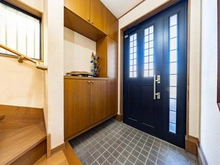 【埼玉県/さいたま市南区辻】さいたま市南区辻5丁目　中古戸建 玄関