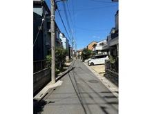 【埼玉県/草加市谷塚町】埼玉県草加市谷塚町　中古戸建 前面道路