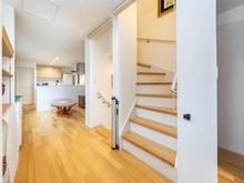 【東京都/大田区大森北】大田区大森北3丁目戸建(土地:借地権) 階段