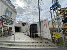 【神奈川県/横浜市鶴見区平安町】横浜市鶴見区平安町1丁目中古戸建 京急本線「鶴見市場」駅（現地より約720m）：