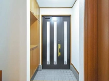 【大阪府/高槻市大塚町】高槻市大塚町4丁目　中古戸建 玄関