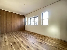 【大阪府/高槻市東城山町】高槻市東城山町　中古戸建 洋室：北東側洋室約7.5帖