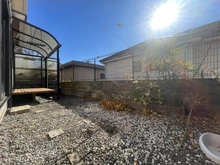 【大阪府/高槻市東城山町】高槻市東城山町　中古戸建 庭