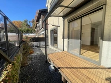 【大阪府/高槻市東城山町】高槻市東城山町　中古戸建 庭