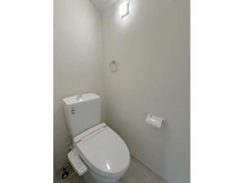 【大阪府/高槻市東上牧】高槻市東上牧2期2号棟 トイレ：トイレは1階と2階にございます。