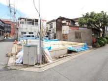 【東京都/品川区旗の台】旗の台二丁目新築戸建て　2号棟 現地（建築前）：全２棟/角側の土地が当該地