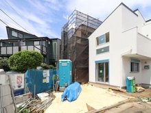 【東京都/練馬区富士見台】練馬区富士見台4丁目　新築戸建　2号棟 建築中の外観