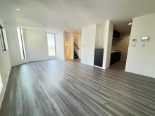 【東京都/中野区中野】中野区中野六丁目　新築戸建　C棟　 リビング・ダイニング