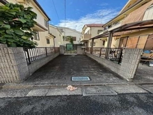 【東京都/三鷹市上連雀】三鷹市上連雀9丁目　戸建 アプローチ