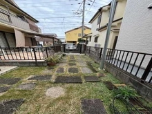 【東京都/三鷹市上連雀】三鷹市上連雀9丁目　戸建 アプローチ