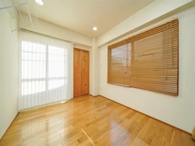 【東京都/中野区上高田】中野区上高田5丁目 店舗付住宅 洋室