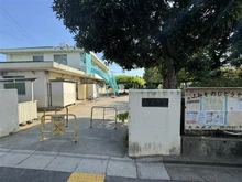 【東京都/中野区中野】中野区中野六丁目　新築戸建　B棟　全3棟現場 中野区立文園公園（現地より約120m）：