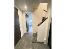 【東京都/中野区中野】中野区中野六丁目　新築戸建　C棟　全3棟現場 玄関