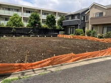 【東京都/杉並区高井戸西】杉並区高井戸西二丁目　新築戸建1号棟 現地（建築前）：向かって右側（全3区画）
